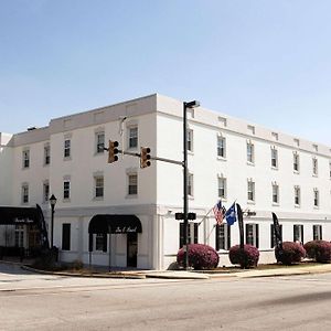Inn On The Square, Ascend Hotel Collection